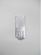 Short Silver Metallic Gloves